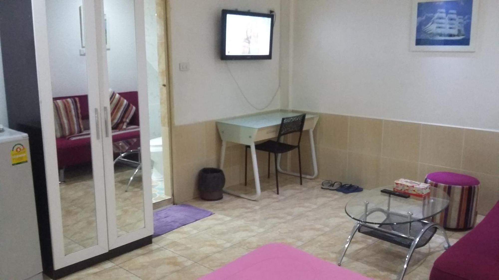 Jasmin Guest House Pattaya Εξωτερικό φωτογραφία